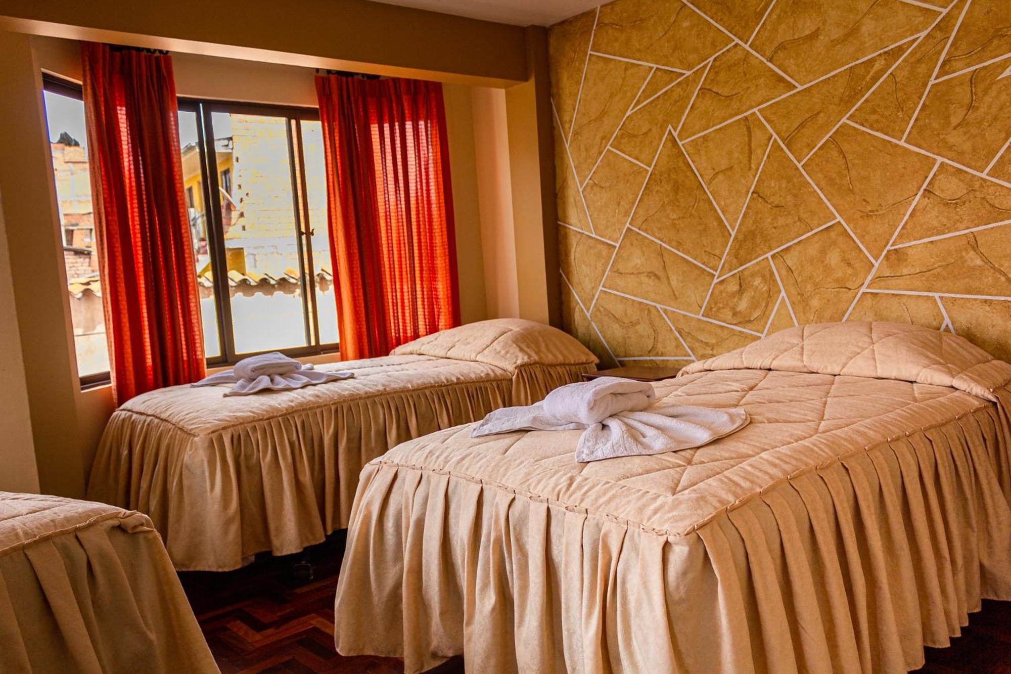 Hostal Sonia كوباكابانا المظهر الخارجي الصورة