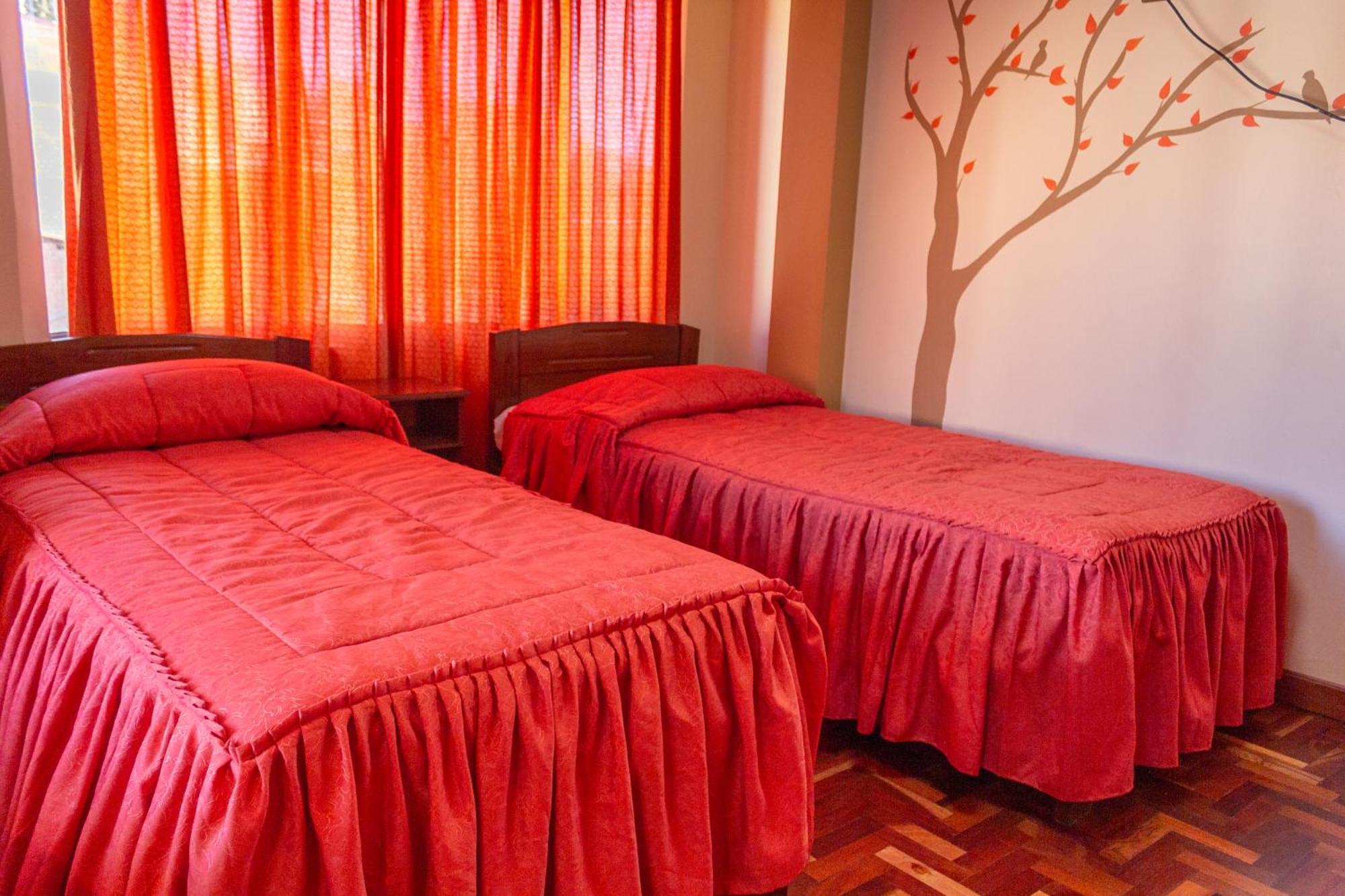 Hostal Sonia كوباكابانا المظهر الخارجي الصورة